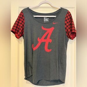 Nike Women’s Short Sleeve Alabama Tee in Charcoal Heather